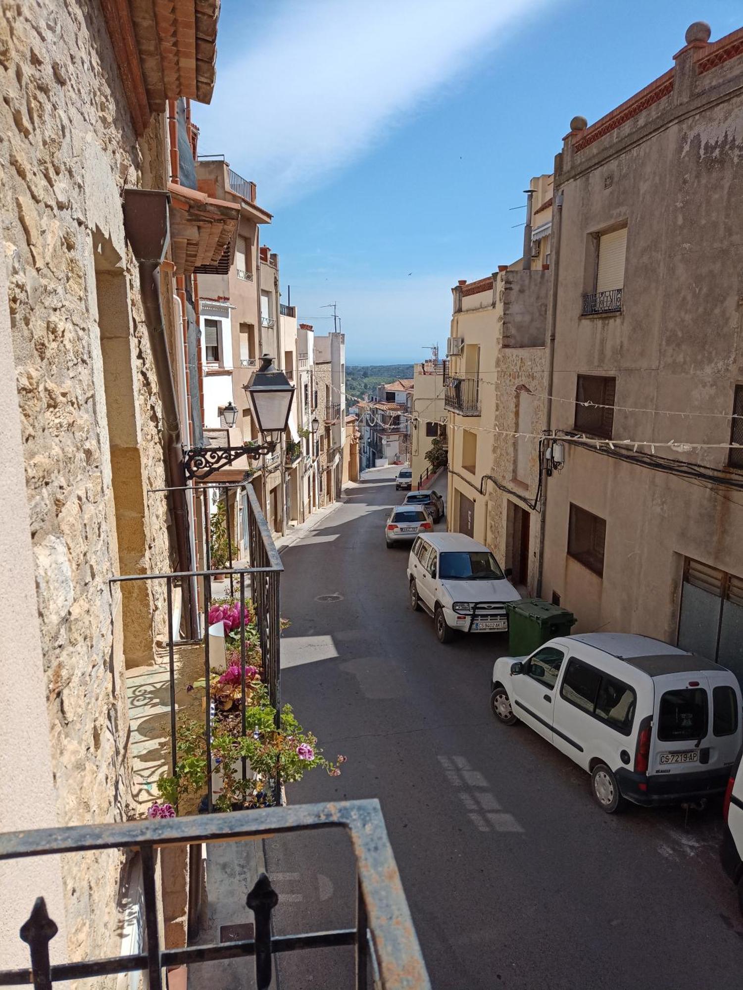 Tranquil And Spacious Townhouse In Historical And Picturesque Cervera Del Maestre Exteriör bild