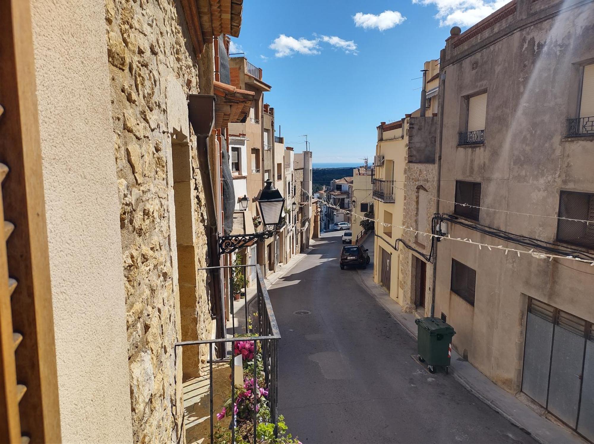 Tranquil And Spacious Townhouse In Historical And Picturesque Cervera Del Maestre Exteriör bild